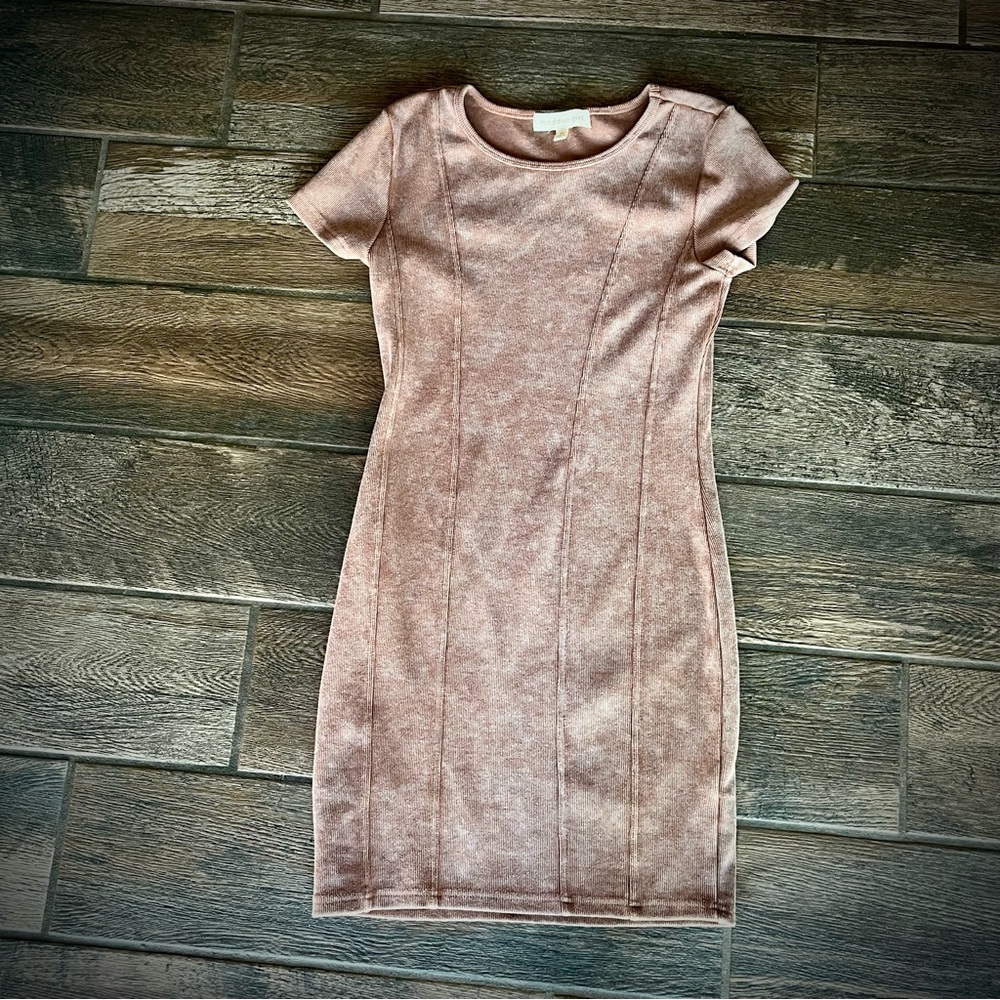 Madden Girl body con mauve dress with unique factory dye process M